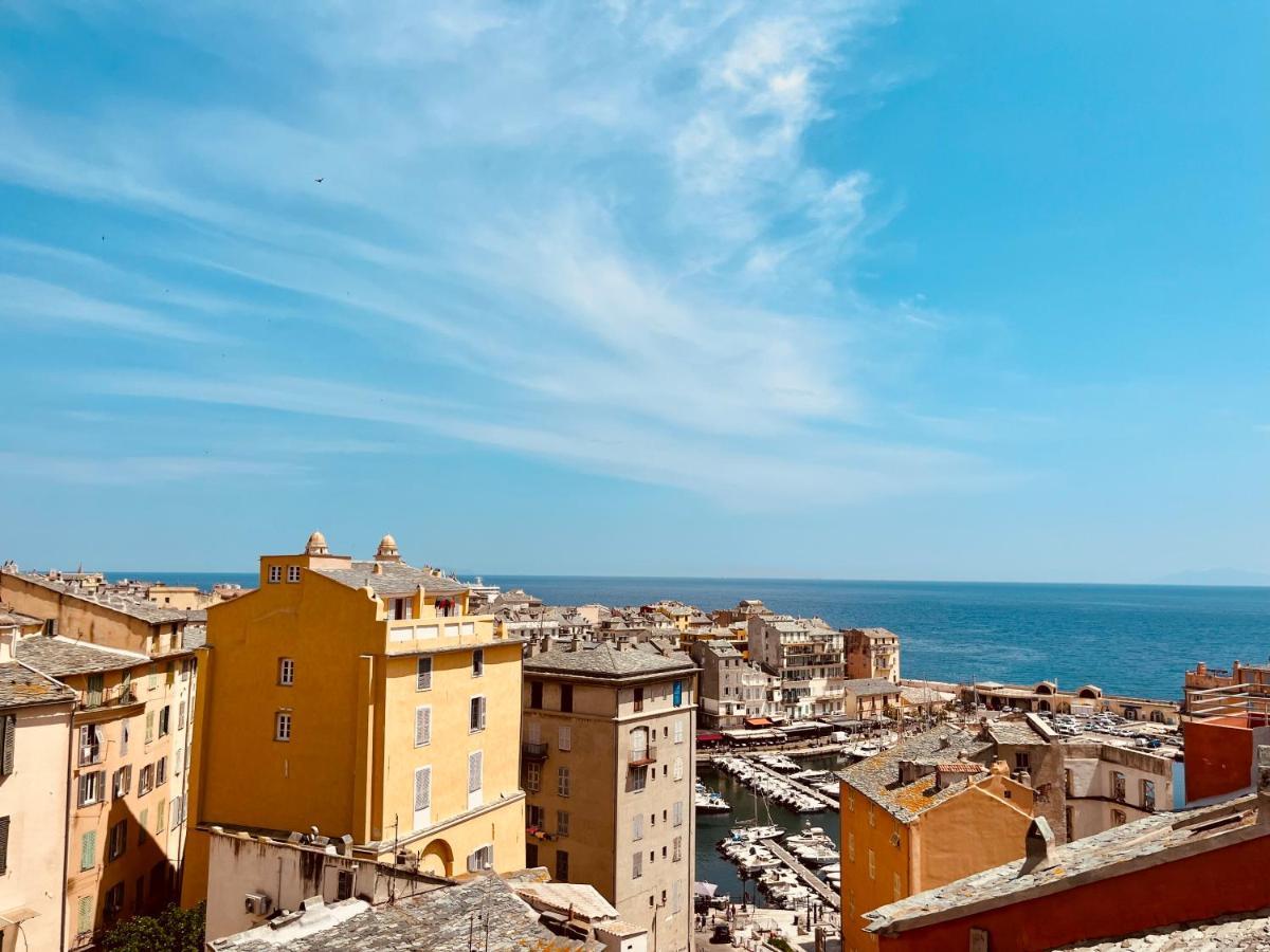 בסטיה Pepites Bastiaises Vatta Appartement Roof Top Jacuzzi Vue Vieux Port מראה חיצוני תמונה